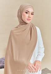 SURI SHAWL (NUDE CARAMEL)