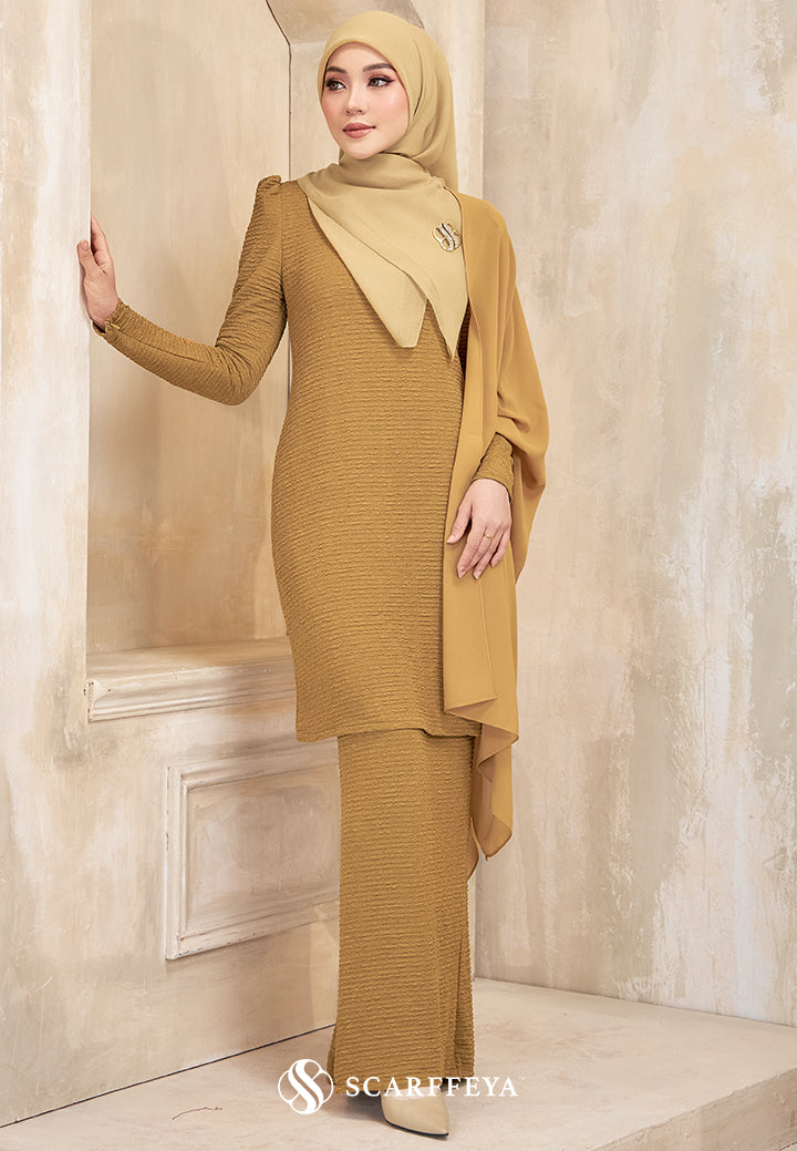 PRE ORDER AMMARA KURUNG (GOLD BROWN)