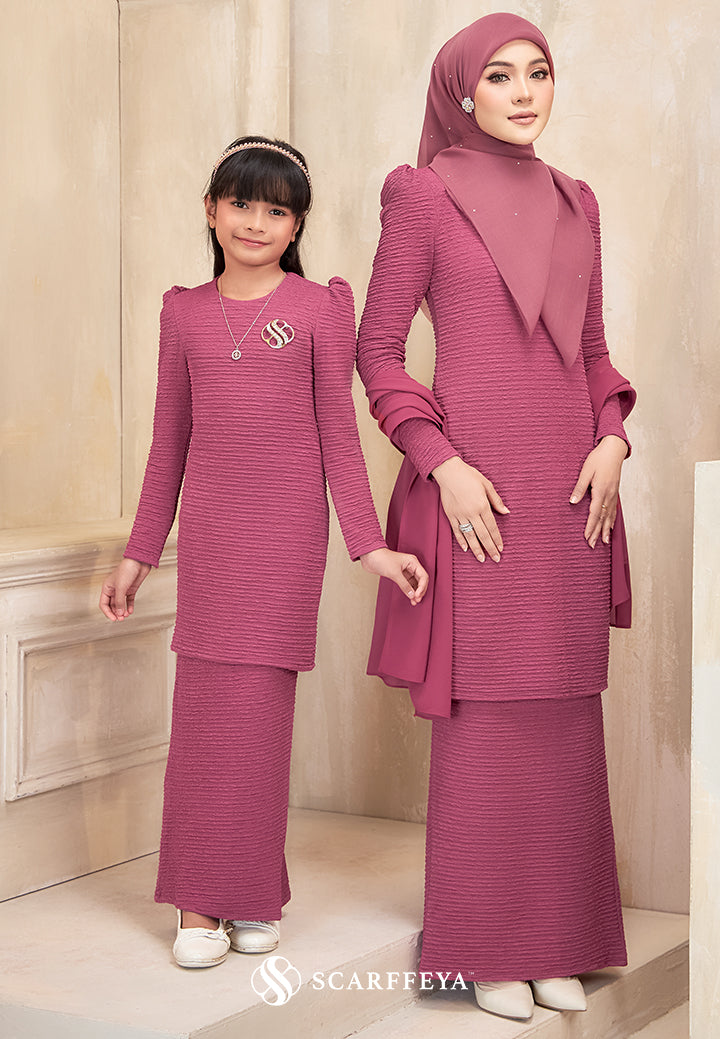 PRE ORDER AMMARA KURUNG (MAGENTA PINK)